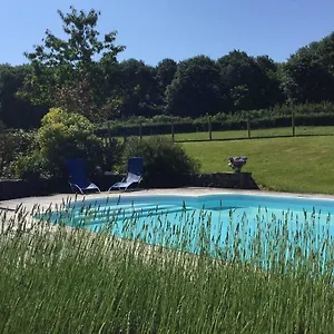 Le Chant Des Oiseaux Bed & Breakfast